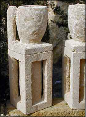 Vasi in pietra