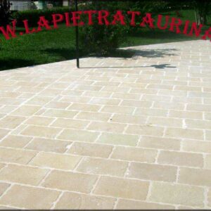 Piazzale di giardino