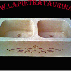 Lavello in pietra da esterno