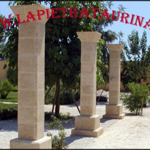 colonne in pietra per giardino pietra