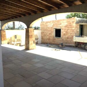 Realizzazione di colonne di un porticato