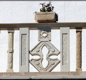 Parapetto in pietra rustica