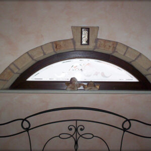 Rivestimento in pietra per finestra