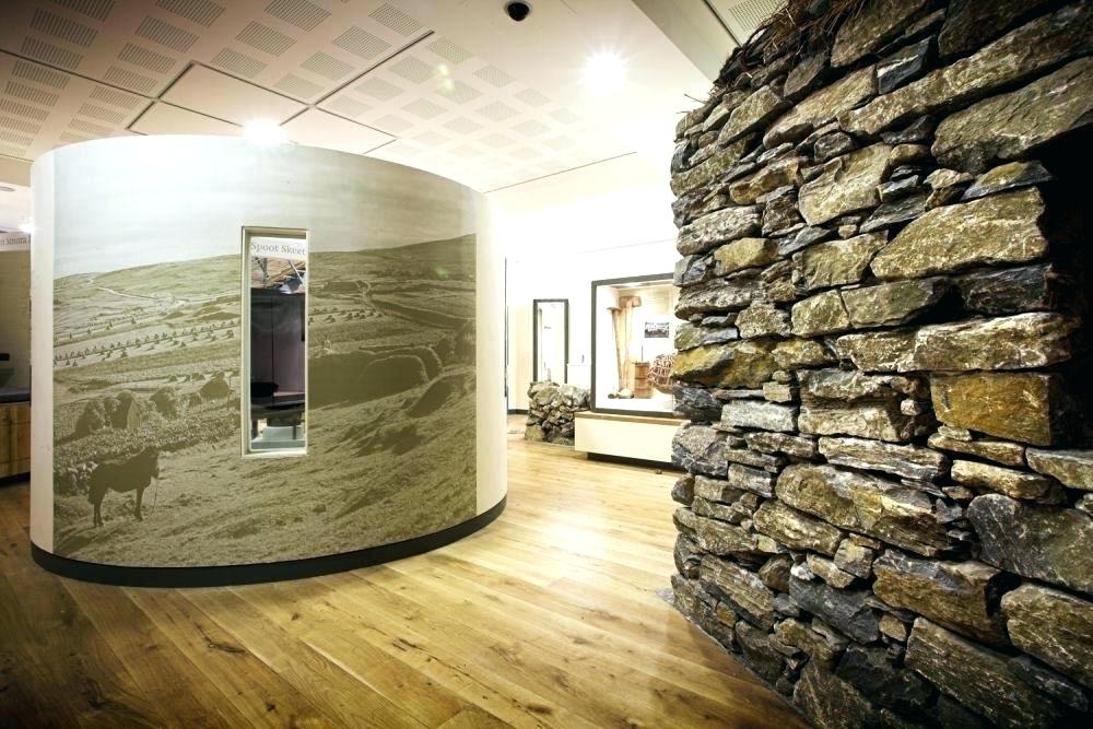 Rivestire pareti in pietra naturale interni