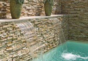 immagine fontane acqua corrente in piscina