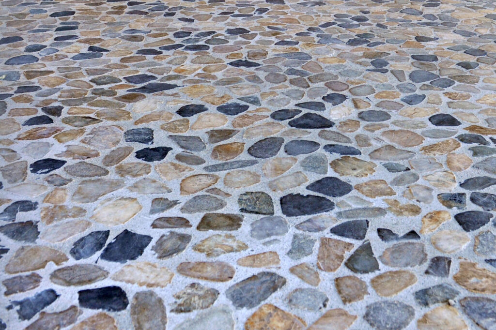 pavimento in ciottoli resistente offerta miglior prezzo