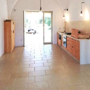 pavimenti in pietra bianca