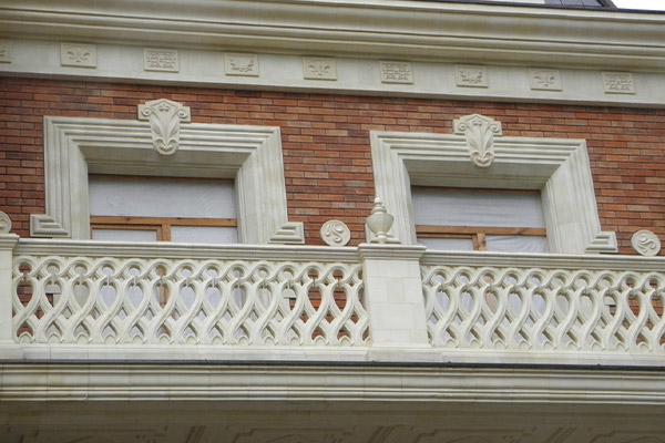 chiudere un terrazzo per ricavare una stanza